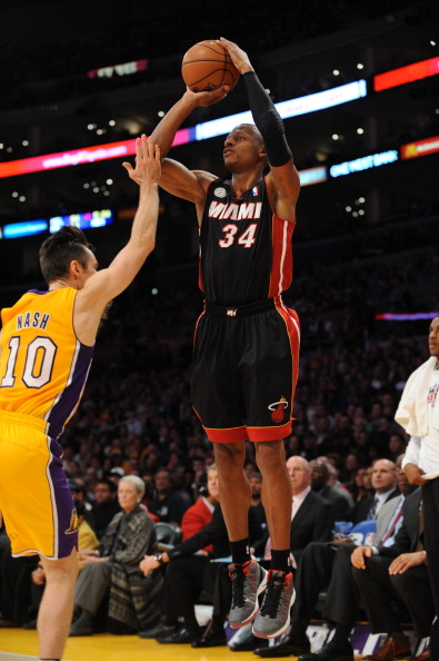 对手多次瞄 对手多次瞄