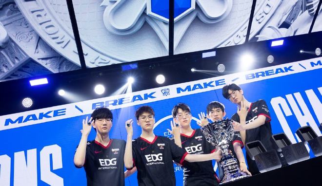 不屈不挠 不屈不挠